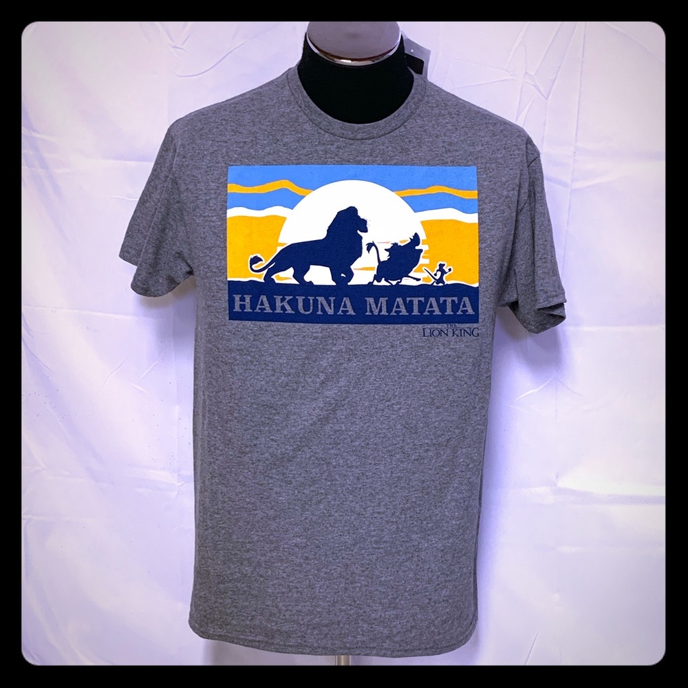 Disney Lion King Hakuna Matata T-Shirt NWT Medium